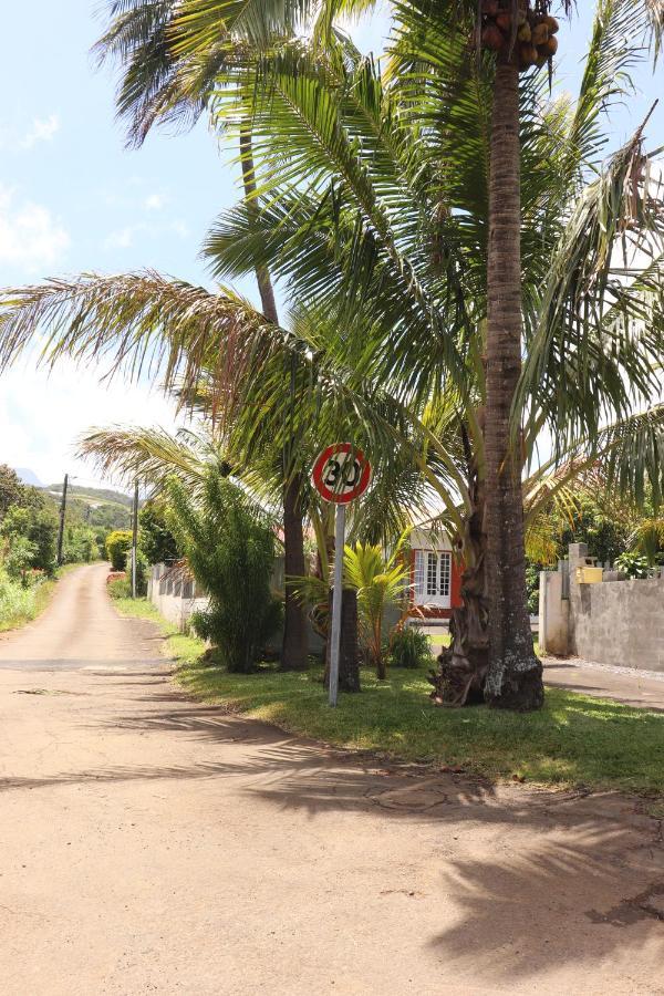 Gite Les Bananiers Saint-Joseph Kültér fotó